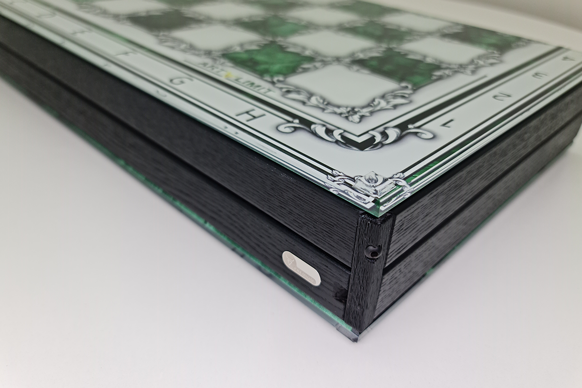 Échecs exclusif : "Jad Impérial" – Échecs Vert & Transparent en verre trempé, 50x50 cm