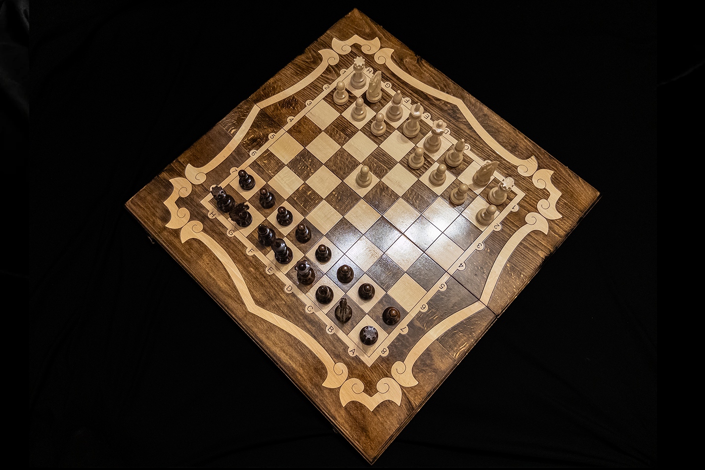 Ensemble 3-en-1 « Tulip » : Échecs, Backgammon, Dames (60×60 cm)