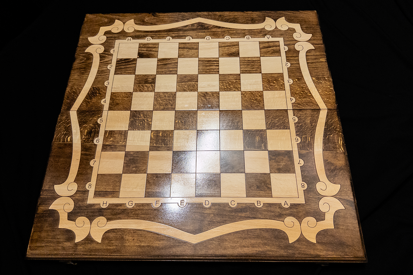 Ensemble 3-en-1 « Tulip » : Échecs, Backgammon, Dames (60×60 cm)