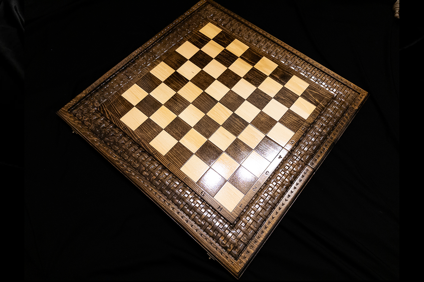 Ensemble "Maîtrise du Tressage" 3-en-1 Échecs, Backgammon, Dames 60×60 cm