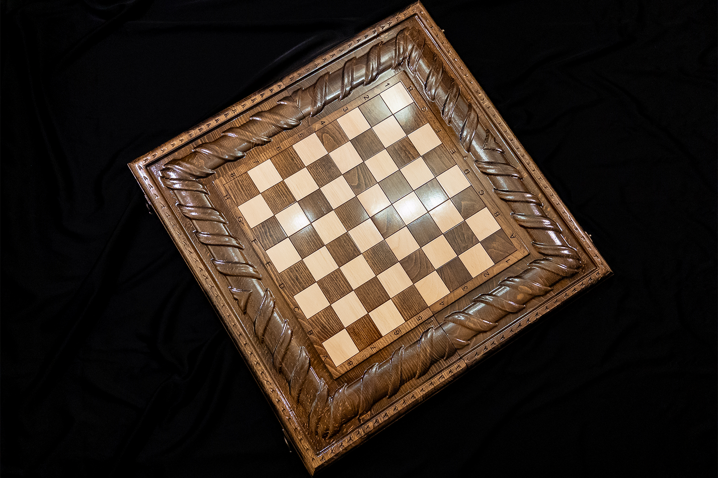 Spirala Naturii Table, Dames et Échecs 3 en 1. 60x60 cm