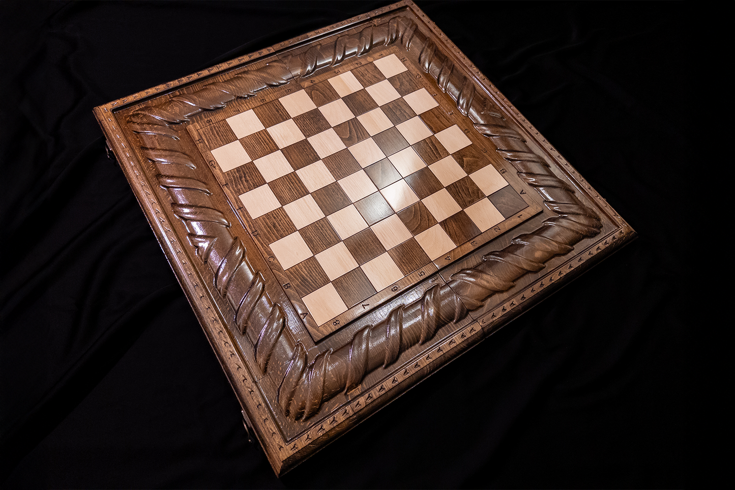 Spirala Naturii Table, Dames et Échecs 3 en 1. 60x60 cm