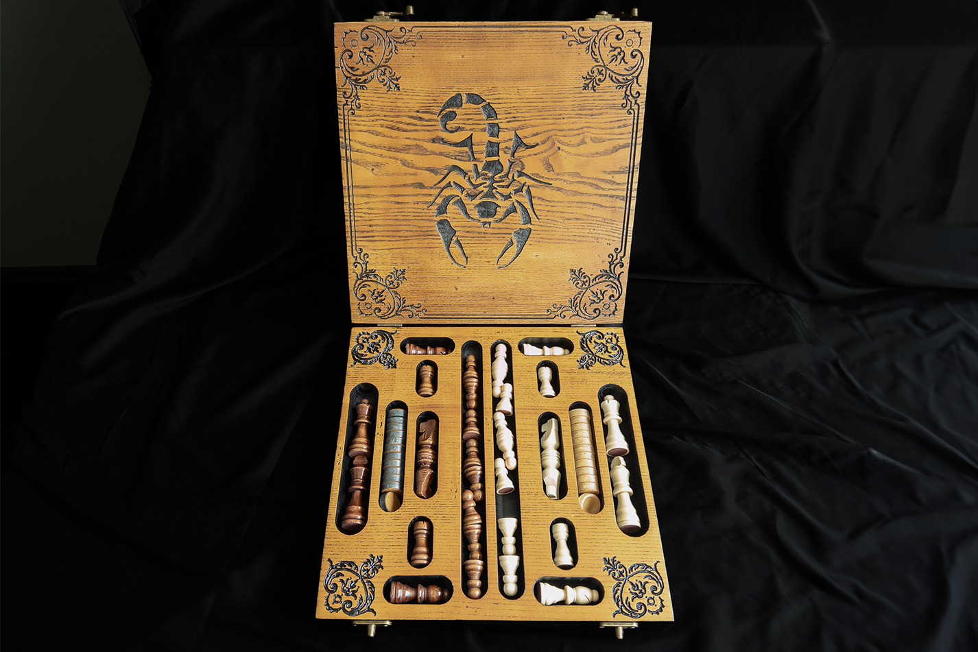 Ensemble d'échecs Scorpio