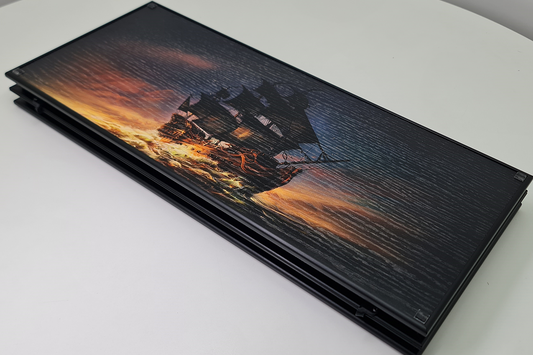 Exclusif : « Corabia Piraților » – backgammon en placage de chêne