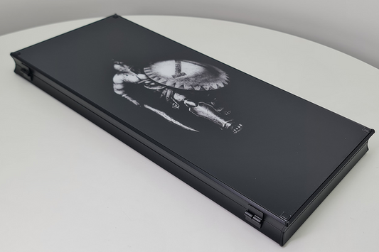Exclusive: "Spartan Spirit" made of tempered glass